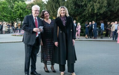 Ivo, Tatjana i Lana Josipović