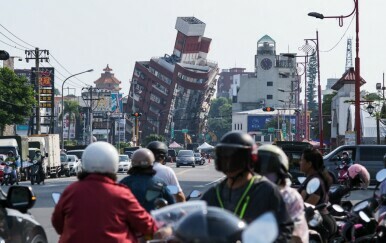 Dan nakon snažnog potresa u Tajvanu - 5