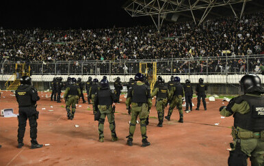 Specijalna policija na utakmici Dinama i Hajduka u Splitu