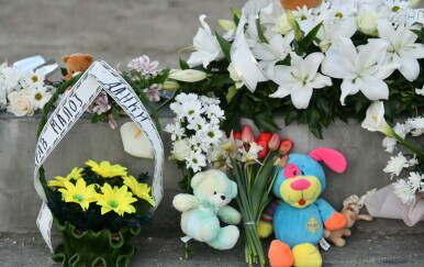 Građani Bora se opraštaju od ubijene Danke Ilić - 3