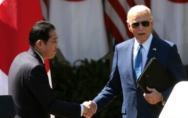 Joe Biden i Fumio Kishida