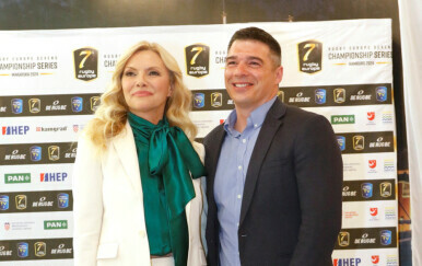 Vlatka Pokos i Većeslav Holjevac - 4