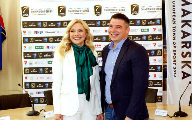 Vlatka Pokos i Većeslav Holjevac - 5