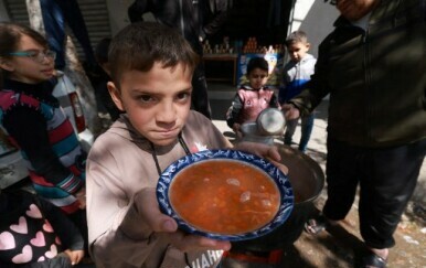 Glad u Pojasu Gaze