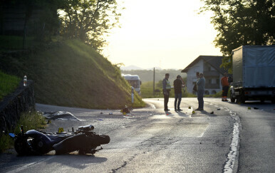 U prometnoj nesreći kod Netretića poginuo motociklist - 7