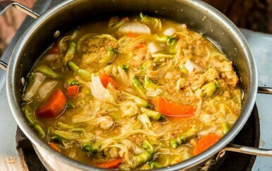 Varivo od kupusa i leće