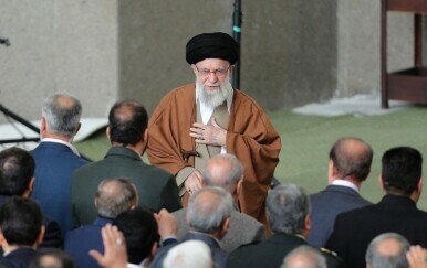 Iran prijeti "razornim odgovorom" na mogući izraelski napad