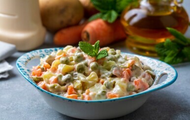 Savršena francuska salata: 5 čestih pogrešaka zbog kojih neće biti dovoljno ukusna