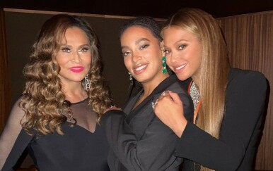 Tina, Solange i Beyonce Knowles - 9