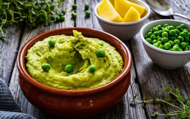 Tako jednostavno, a tako dobro: Recept za proljetni pesto od graška