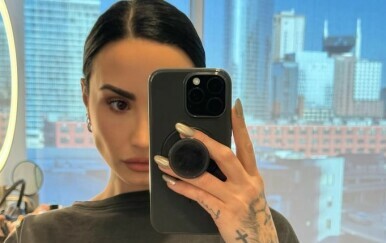 Demi Lovato - 5