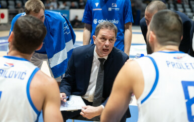 Trener Danijel Jusup i igrači Zadra