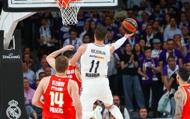 Mario Hezonja protiv Olympiacosa