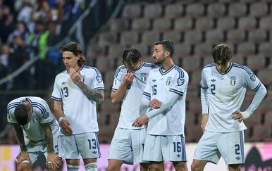 Talijanska javnost posebno se obrušila na Alessandra Bastonija: "Kakva budala, gotov je"