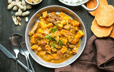 Gulaš od piletine, batata i kikirikija recept