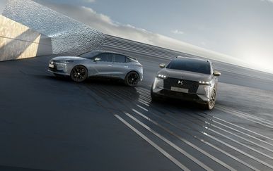 N°4 I DS 7 DOSTUPNI U LIMITIRANOJ SERIJI DS PERFORMANCE LINE