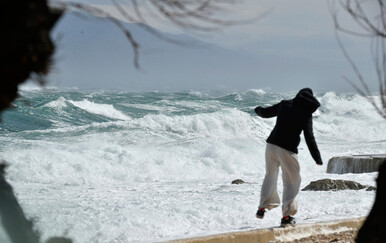 Opasno vrijeme diljem zemlje: Upaljen najviši stupanj meteoalarma