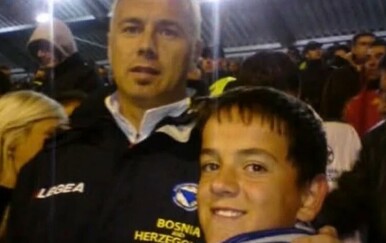FOTO Proročanska objava majke reprezentativca Bosne i Hercegovine: Ovo je napisala prije 17 godina!