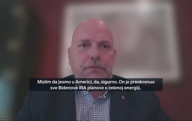 Ugledni ekonomist Stuart Macintosh: "Europa mora početi ulagati u vlastitu infrastrukturu, američki kišobran nestaje"