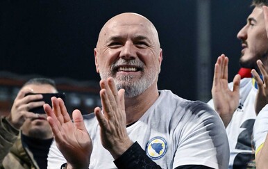 Ovako je Mostar dočekao izbornika BiH: Pogledajte skok sa Starog mosta