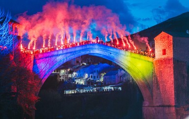 Ovako je Mostar dočekao izbornika BiH: Pogledajte skok sa Starog mosta
