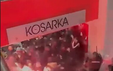 Ovako su krenuli neredi u Beogradu: Nastala je potpuna makljaža