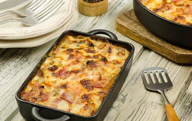 Što s ostacima kuhane šunke? Sjajan recept za zapečeni krumpir