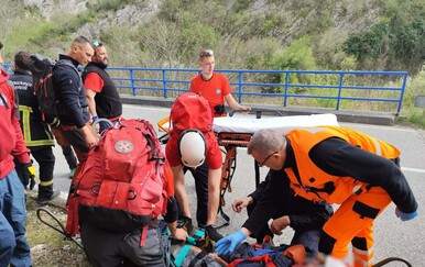 Dvoje stranih državljana ozlijeđeno nakon samostalnog spuštanja Ziplineom
