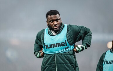 Ima 25 godina, bio je jedan od najboljih igrača Bundeslige, a sada ne može igrati zbog - debljine