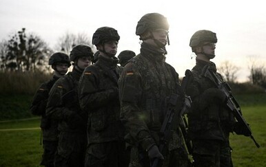 Muškarci u Njemačkoj trebaju dozvolu od vojske ako idu na put duži od tri mjeseca