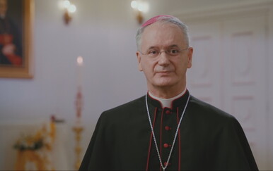 Poruka zagrebačkog nadbiskupa za Uskrs: "Dočekujemo ga u svijetu ranjenom ratovima"
