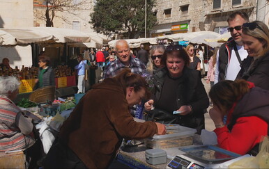 Građani obavili i posljednju predblagdansku kupnju