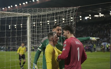 Konačno se pojavila snimka: Pogledajte kako dječak u Zenici krade šalabahter Donnarummi