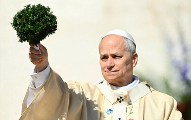 Papa na Uskrs one s moći pokretanja ratova poziva da "odaberu mir"