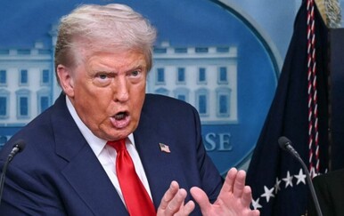 Trump zaprijetio: Otvorite tjesnac