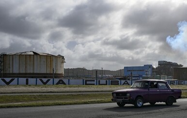 Američki zastupnici posjetili Kubu prvi put od Trumpove naftne blokade