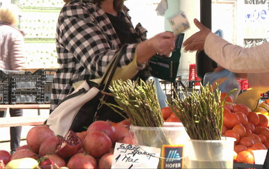 Blagdanska potrošnja porasla, a građani najviše osjetili skuplju hranu