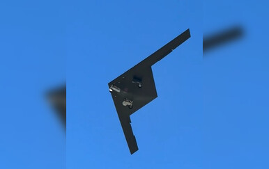 Pojavile se nove snimke tajnovitog američkog drona RQ-180 u Grčkoj