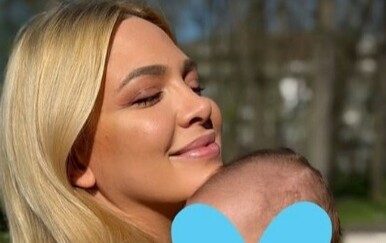 Milica Todorović prvi put pozirala sa sinom Bogdanom