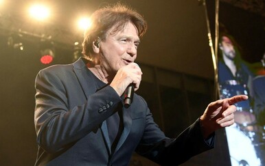 Pogledajte što je Zdravko Čolić napravio na koncertu kad je u publici ugledao ljubav iz mladosti, poznatu glumicu