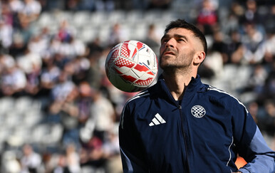 VIDEO Livaja, majstore! Pogledajte kako je zakucao loptu u mrežu Istre