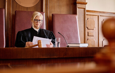 Kako se piše: sudkinja ili sutkinja