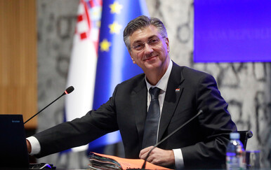 Sjednica Vlade: O postupanju s nezakonito izgrađenim zgradama