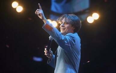 Jakov Jozinović pohvalio se poklonom koji je dobio od Kaliopi