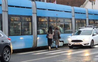 Prometni kaos u centru grada: Tramvaji stoje, ZET javlja što se dogodilo