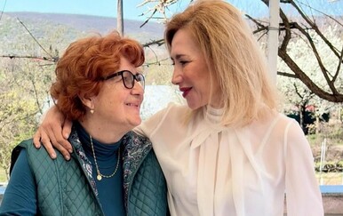 Ecija Ojdanić podijelila emotivne trenutke s majkom