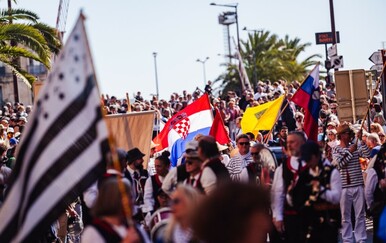 Mala rovinjska barka na najvećem međunarodnom festivalu pomorske tradicije