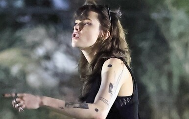 Cara Delevingne u centru pažnje na Coachelli: Paparazzi je uhvatili u nezgodnom trenutku