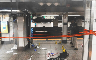 Muškarac u New Yorku mačetom napao prolaznice