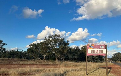 FOTO Cijeli grad stavljen na prodaju, cijena je zapanujuće niska: Uz njega dolazi motel, kuća i poštanski ured